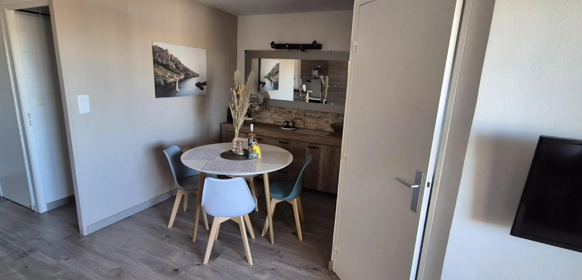 Appartement Avec Vue Cap D'Antibes ヴァロリス アパート