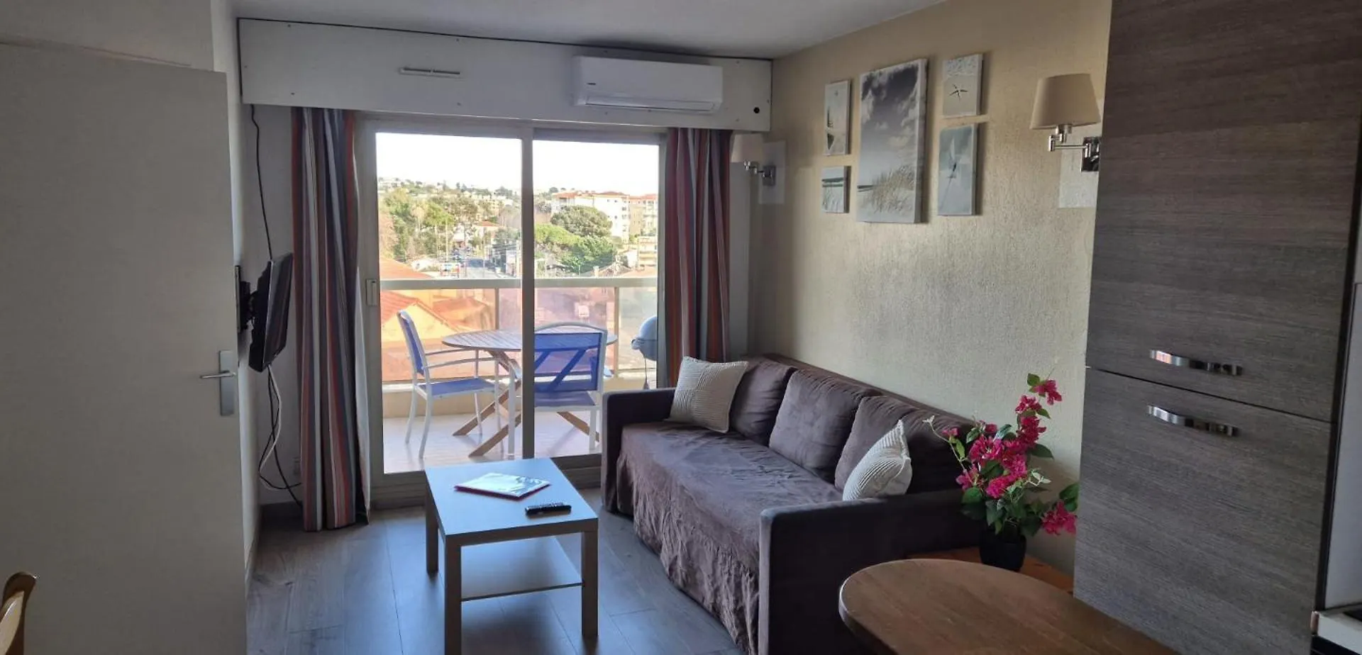 アパート Appartement Avec Vue Cap D'Antibes ヴァロリス フランス