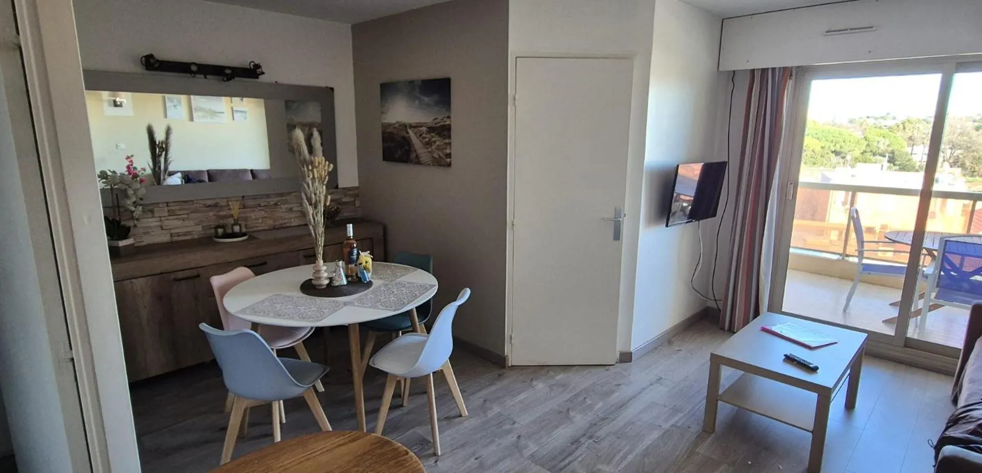 アパート Appartement Avec Vue Cap D'Antibes ヴァロリス